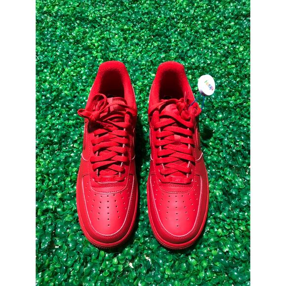 Air Force 1 Low '07 LV8 1 Triple Red CW6999-600 New With Box - Picture 3 of 11